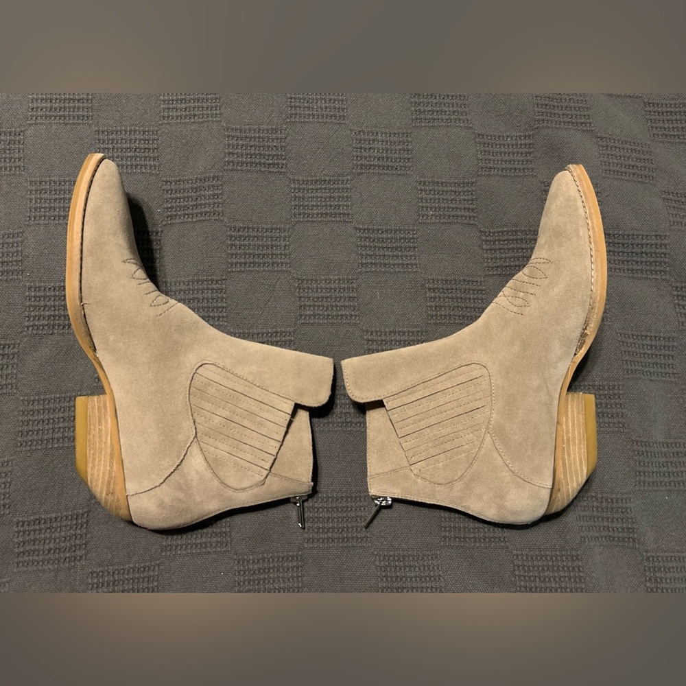 Nwot Silent D Puly Suede Boots Taupe Tan Size 38/… - image 6
